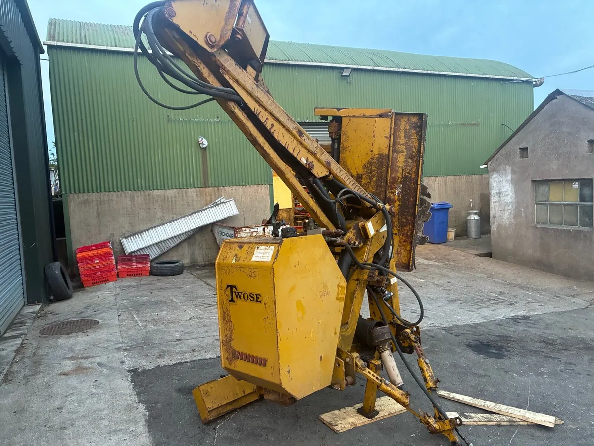 Twose 455 hedgecutter - Image 2