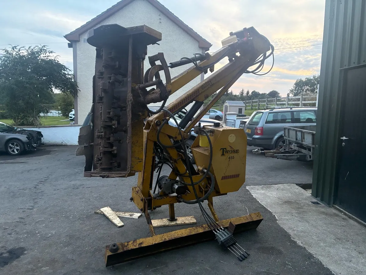 Twose 455 hedgecutter - Image 3