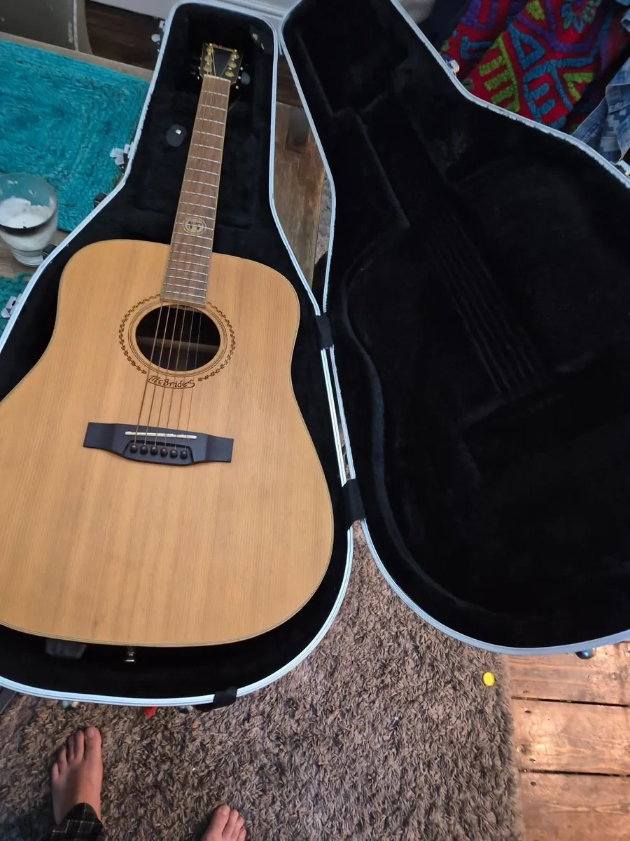 Vintage solid spruce / rosewood guitar + case - Image 1