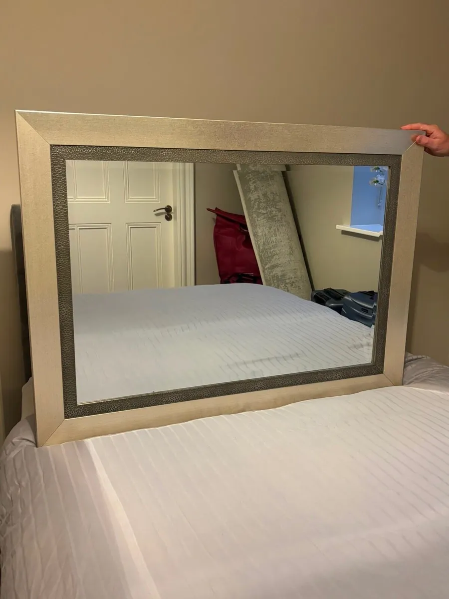 Mirror - Image 2