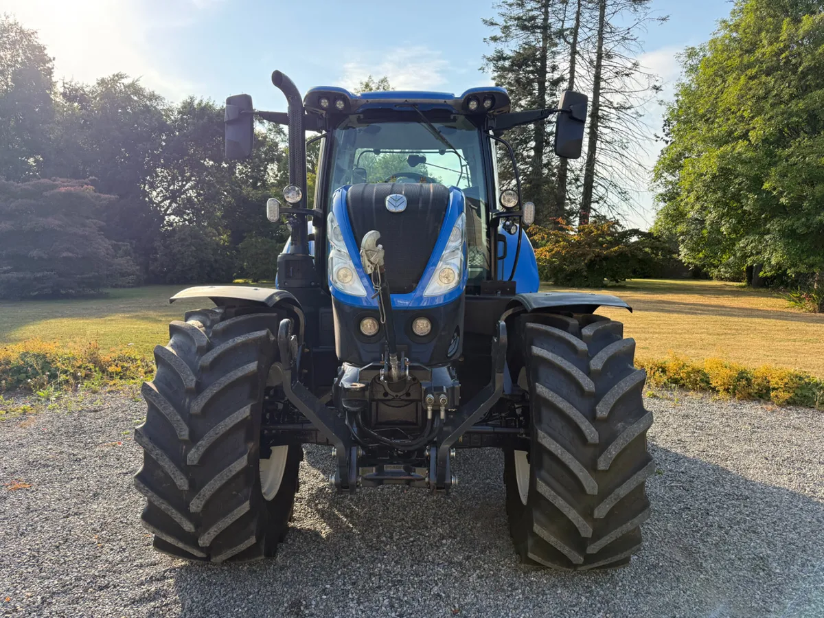 2023 New Holland T7.210 RC 50k 4300 hours! - Image 3