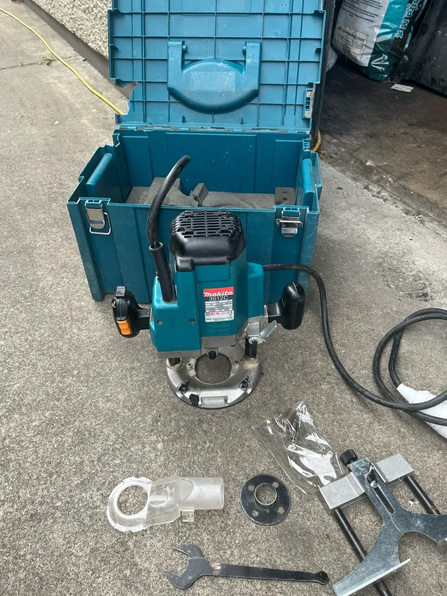 Makita Router 3612C - Image 2