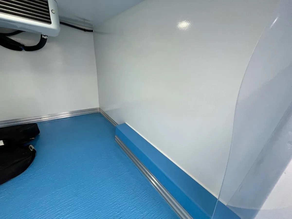 2021 Maxus eDeliver 3 Refrigerated Van - Image 4
