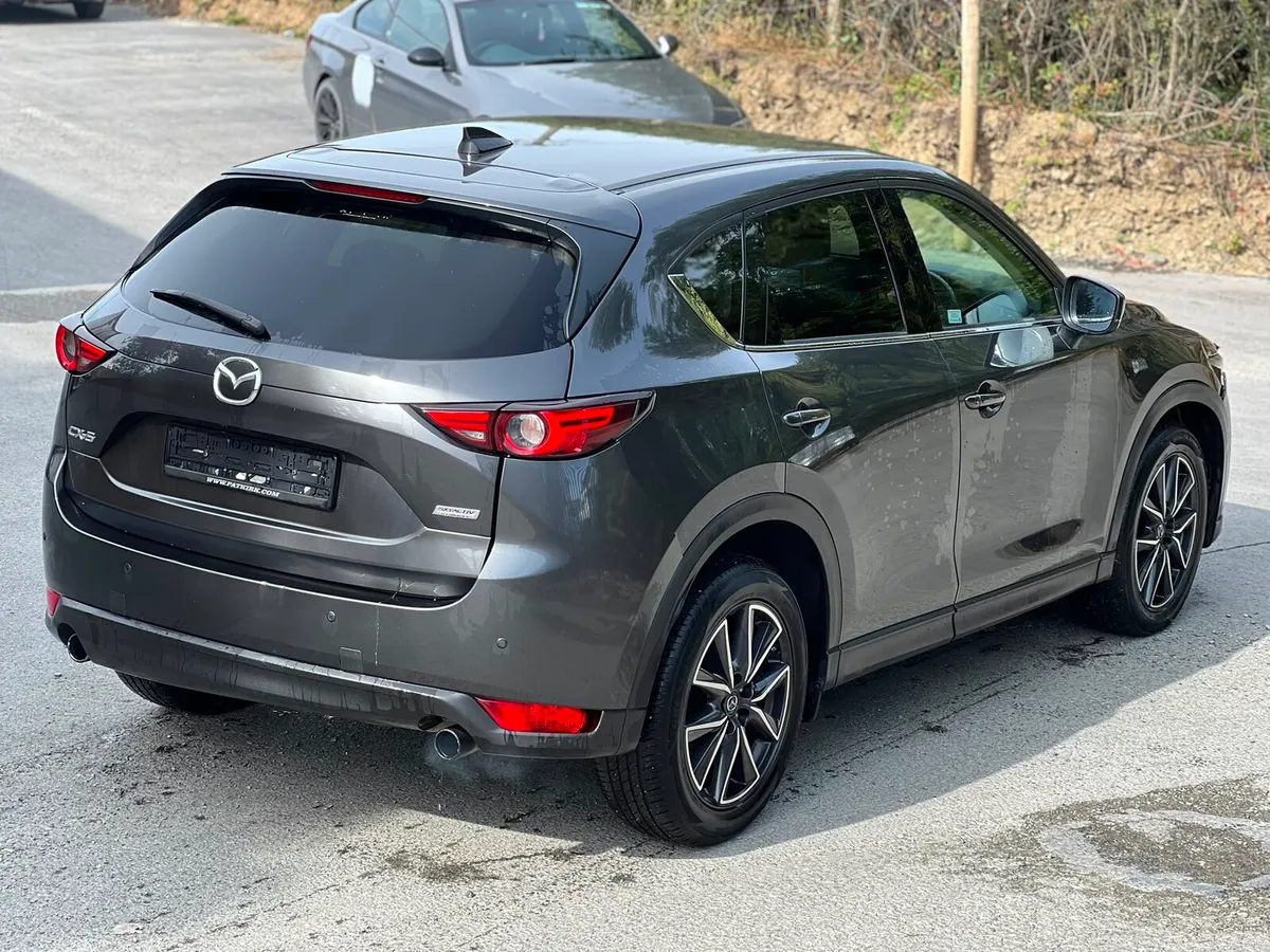 Mazda CX5 2018 light damage - Image 4
