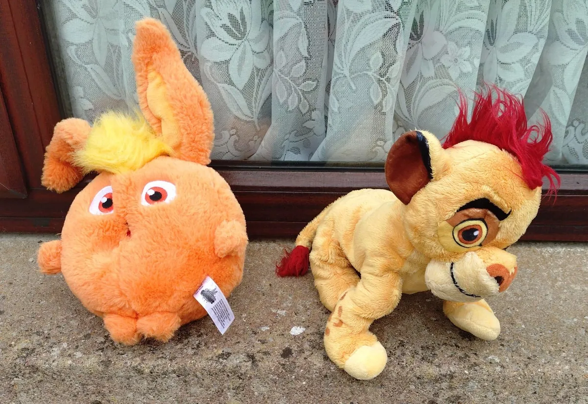 Two Soft Toys. - Image 1