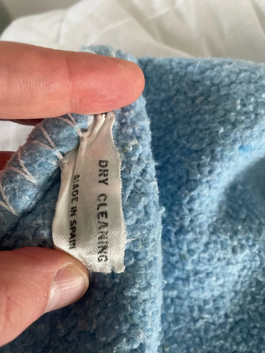 Large Wool Blanket - Image 2