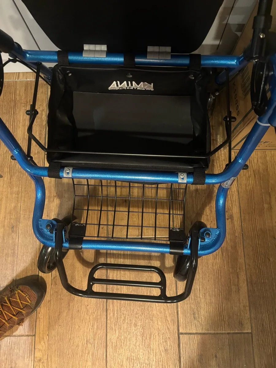 Walking frame/aid - Image 3
