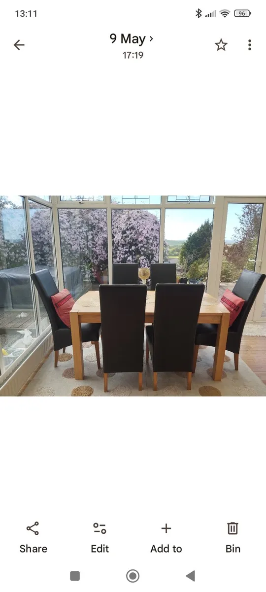 Oak kitchen table and 6 brown leather chairs - Image 1