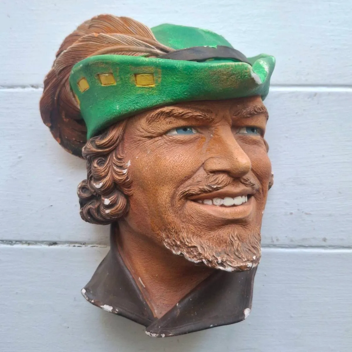 Legend Products Robin Hood Chalkware - Image 1