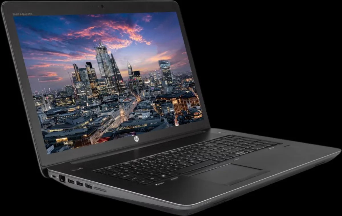 HP ZBook G4 17Inch 32GB 512GB NVIDIA Quadro 3D 8GB - Image 4