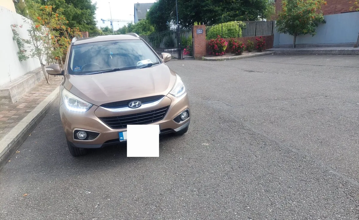 Good clean reliable Hyundai ix35 for sale - Image 3