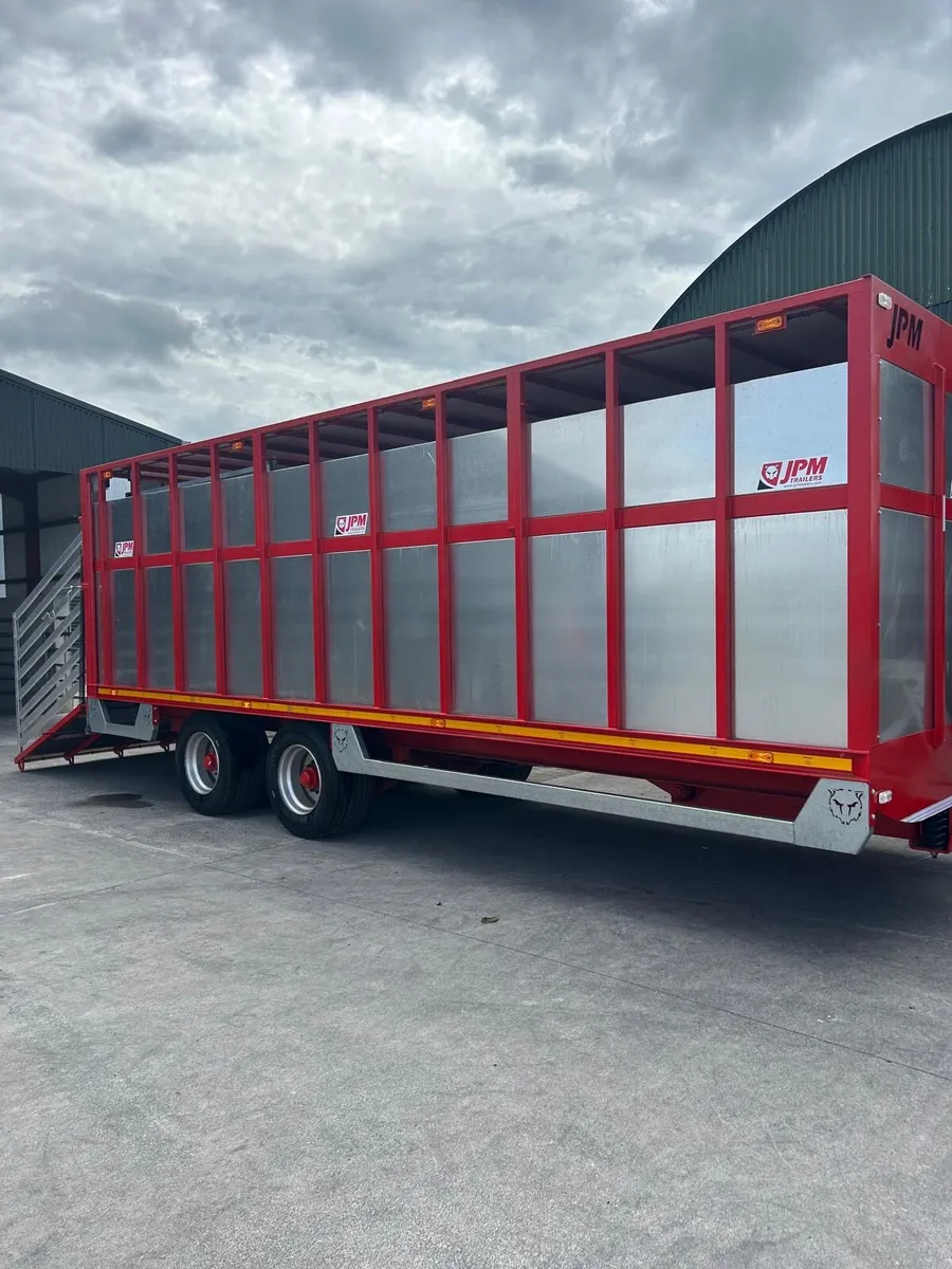 Cattle Livestock trailer - Image 1