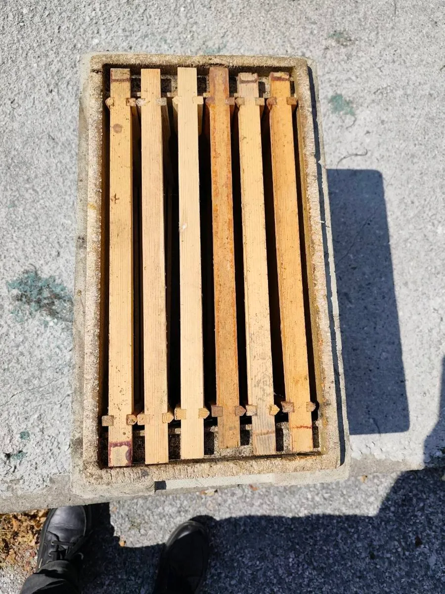 Beekeeping: Maisemore Nuc Box - Image 1