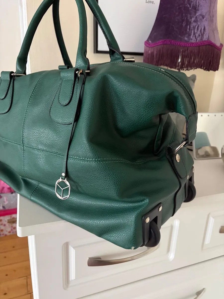 Travel bag - Image 2