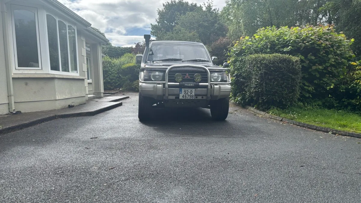 Mk2 Pajero LWB manual - Image 3