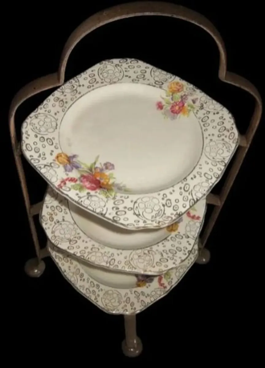Vintage H&K Tunstall 3-Tier Cake Stand - Image 3