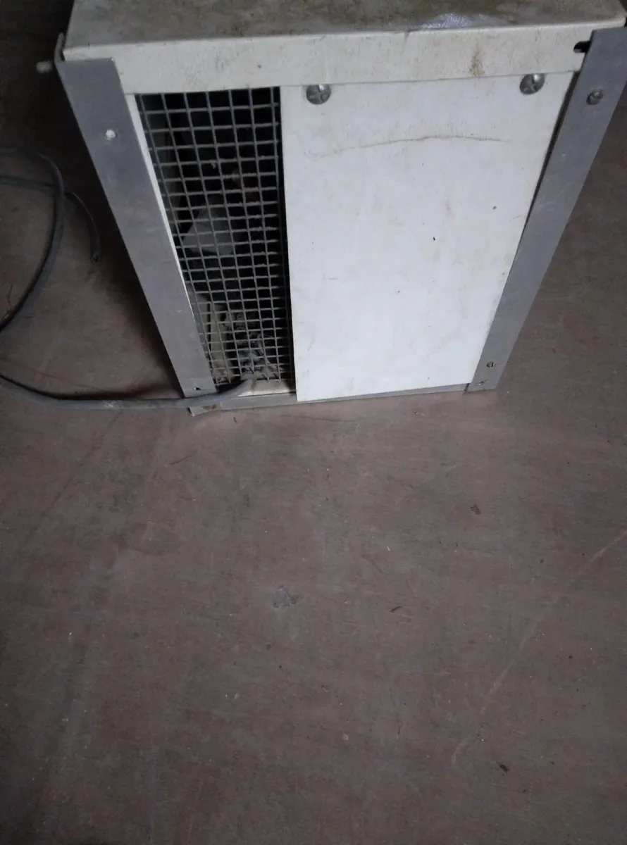 Arrowsmith Wood Dryer / Dehumidification Kiln - Image 2