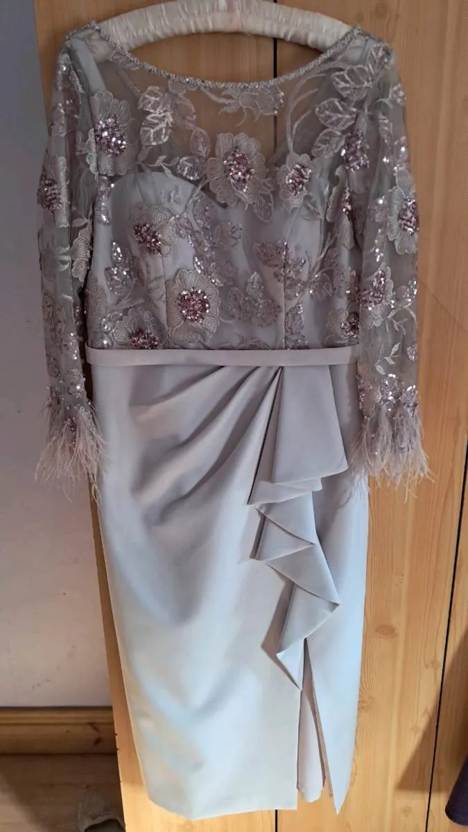 Mother of the bride outfit - Image 1