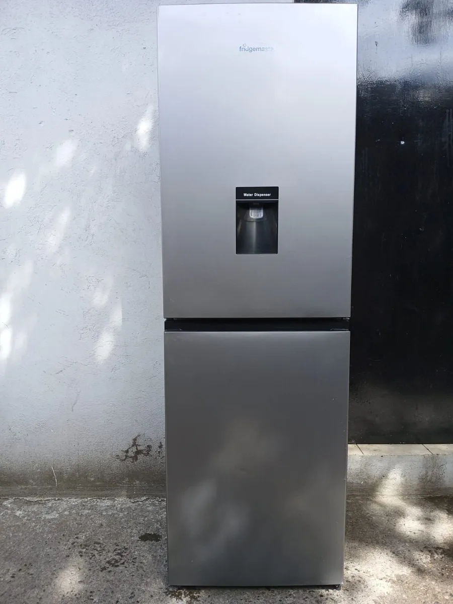 FRIGEDAIRE FRIDGE AND FREEZER - Image 3