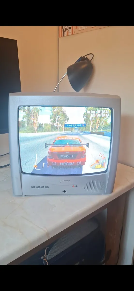 14" Powerpoint CRT TV - Image 2
