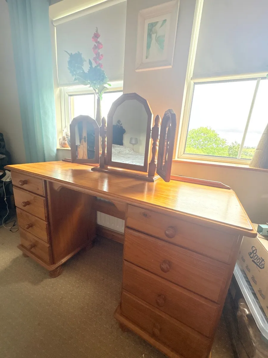 Pine Dressing table - Image 1