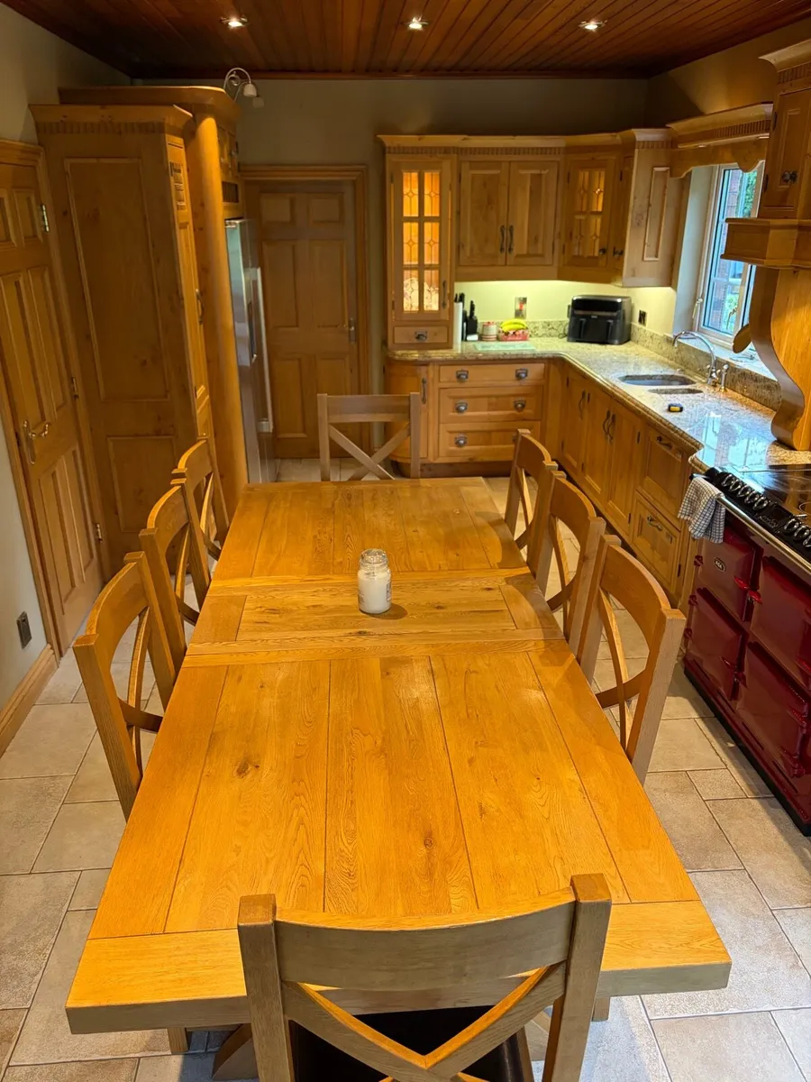 Solid Oak Extending Dining Table (4-8 People) - Image 3