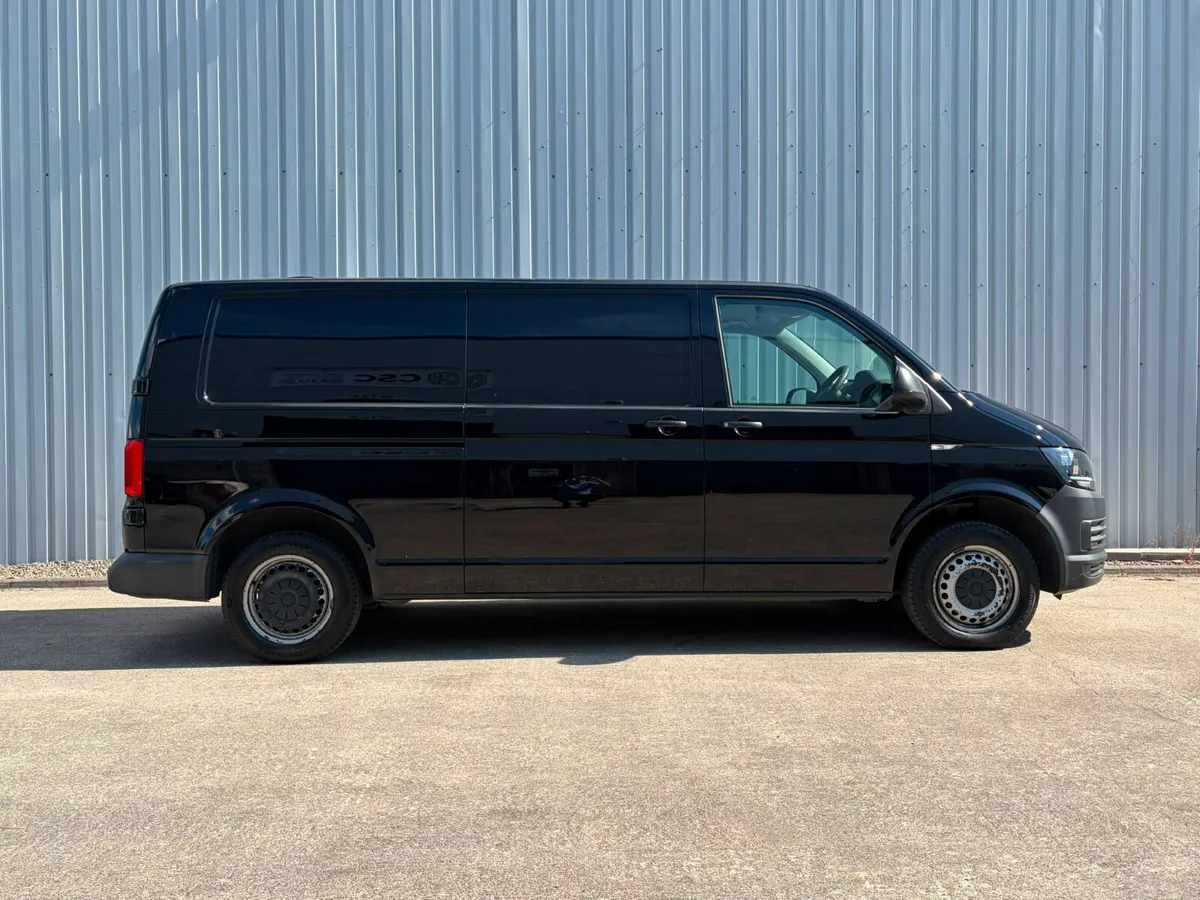 2020 Volkswagen Transporter 2.0 TDI LWB Low kms - Image 3