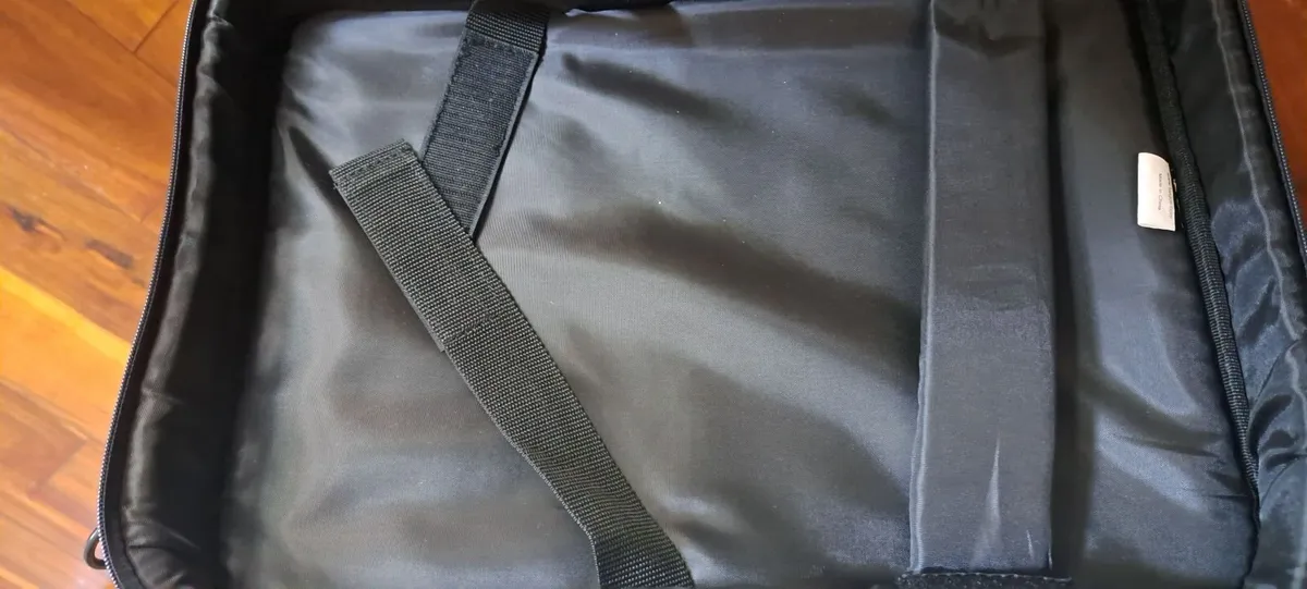 Targus Laptop Bag - Image 3