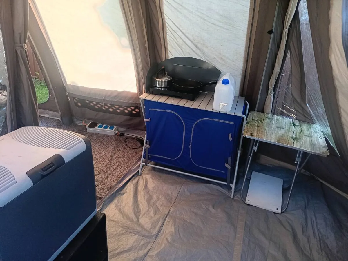 Camping kitchen unit - Image 1