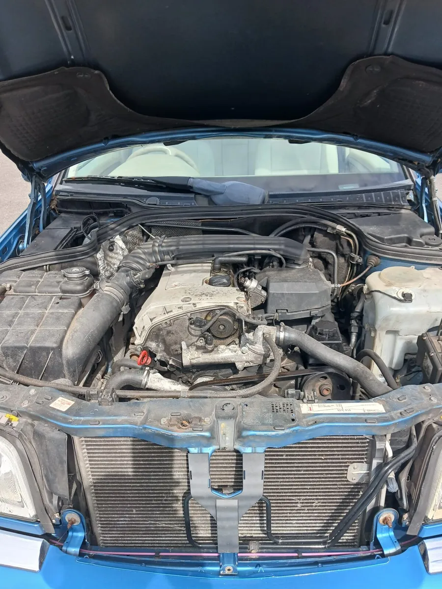 Mercedes Benz C180 Elegance - Image 1