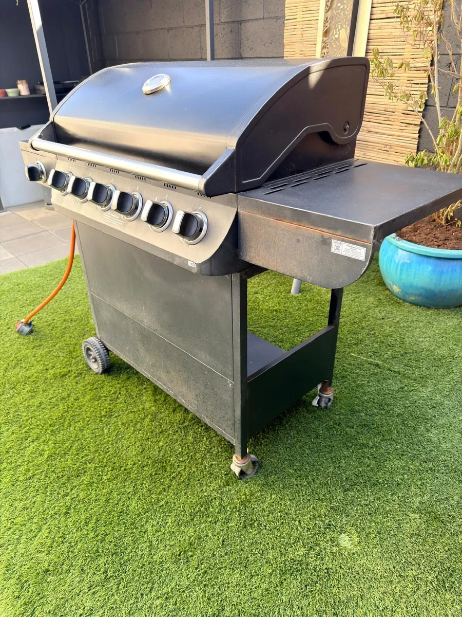 Barbecue - Image 2