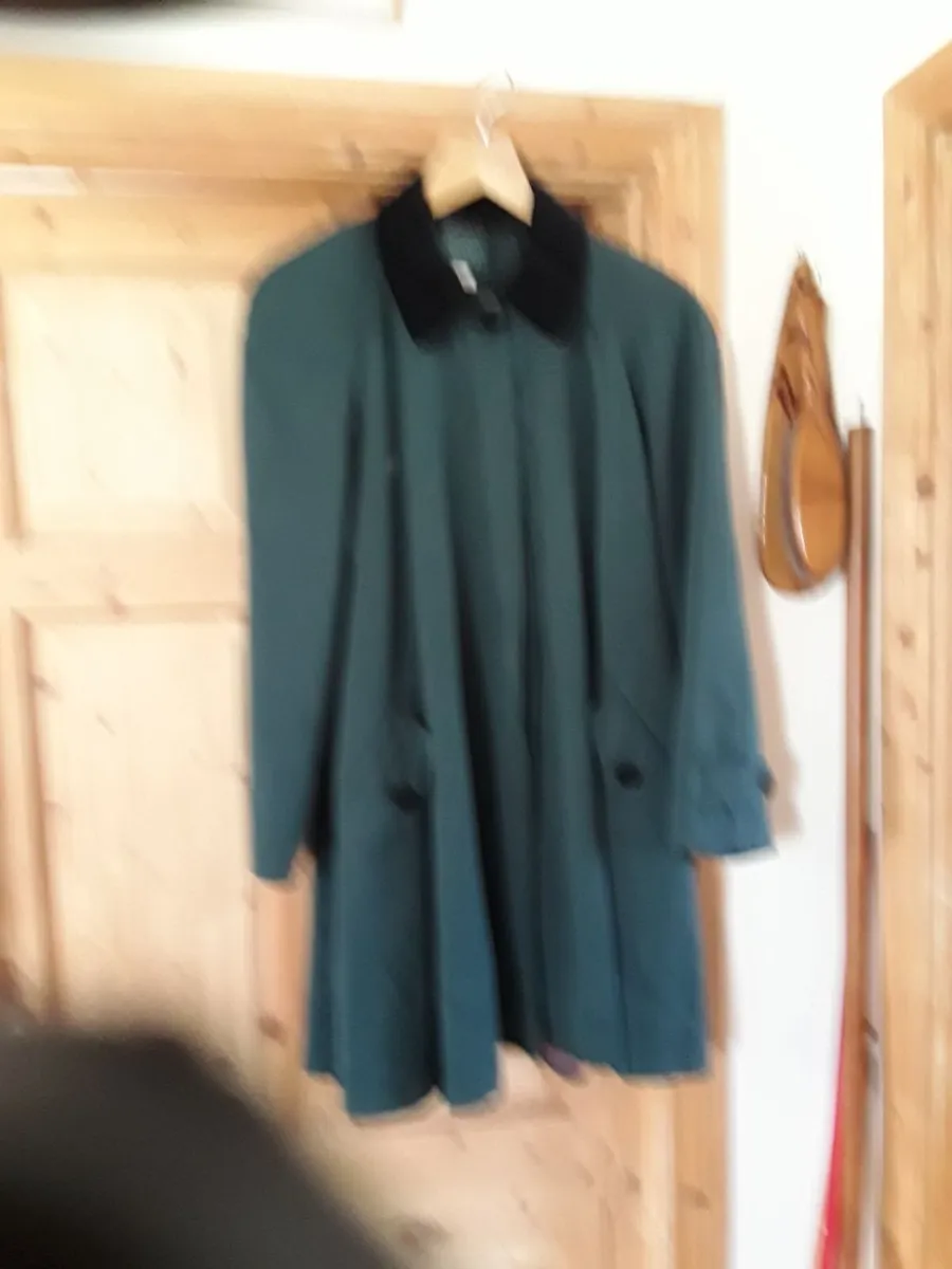 Ladies as new bottle green coat size 12 - Image 1