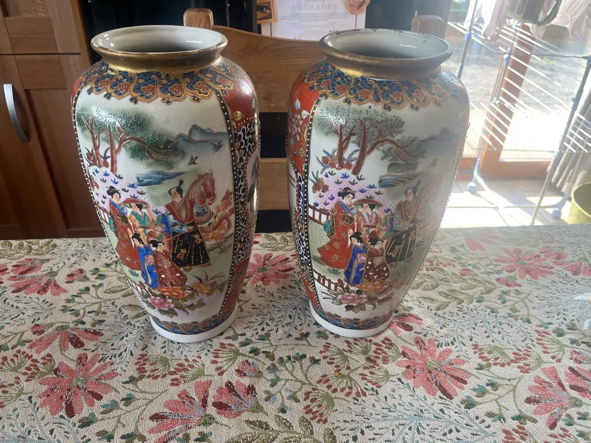 Satsuma Vases - Image 1