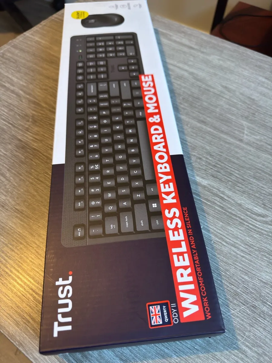 New Wireless and silent keyboard and mouse - Image 1