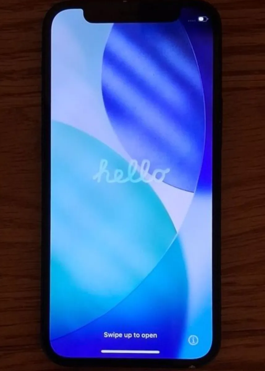 Phone - Image 1