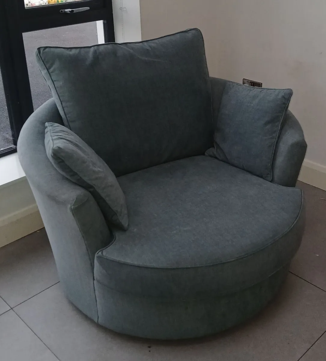 Chair - Image 1