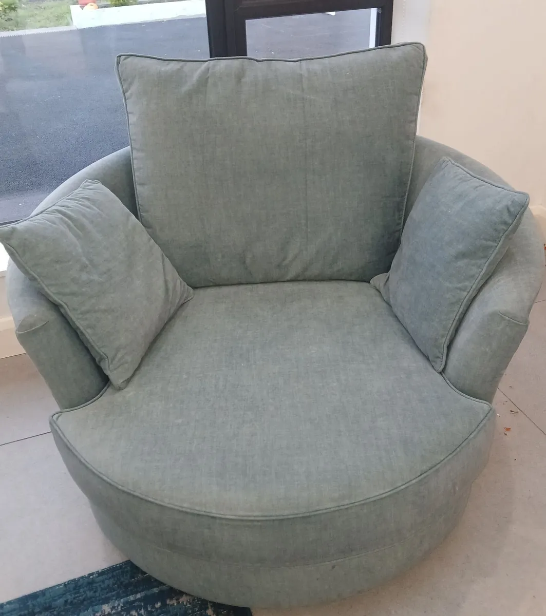 Chair - Image 2