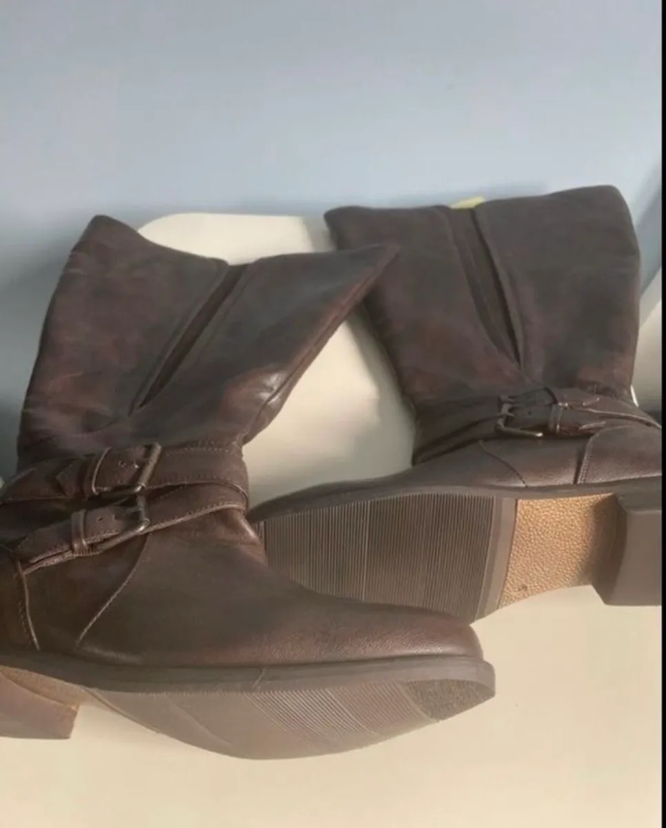 Extra wide knee high boots - Image 3
