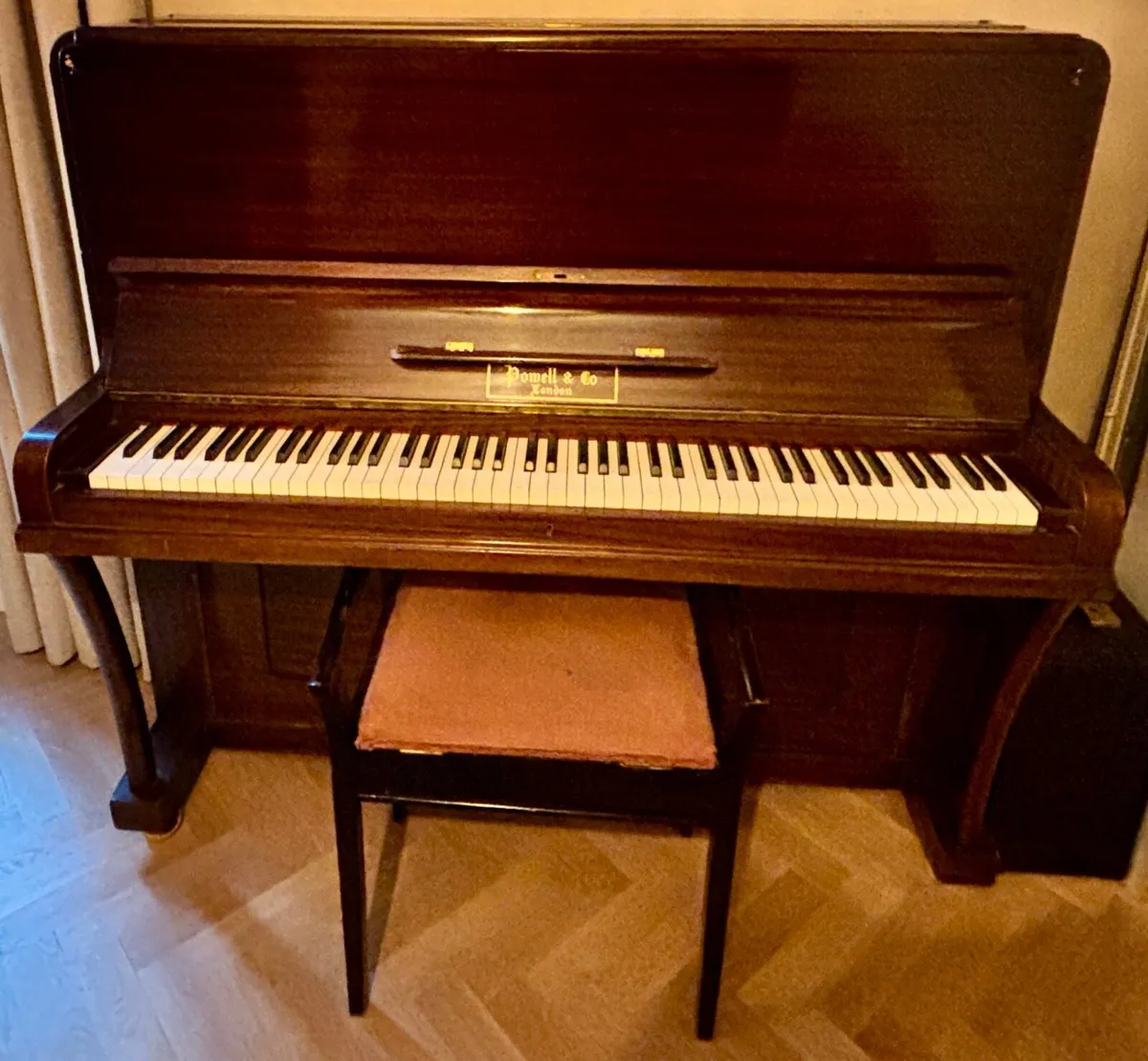 Piano (Free to take) - Image 1