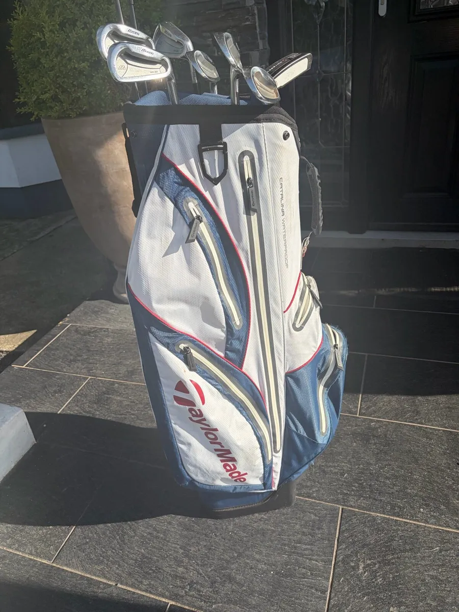 Taylormade bag - Image 1