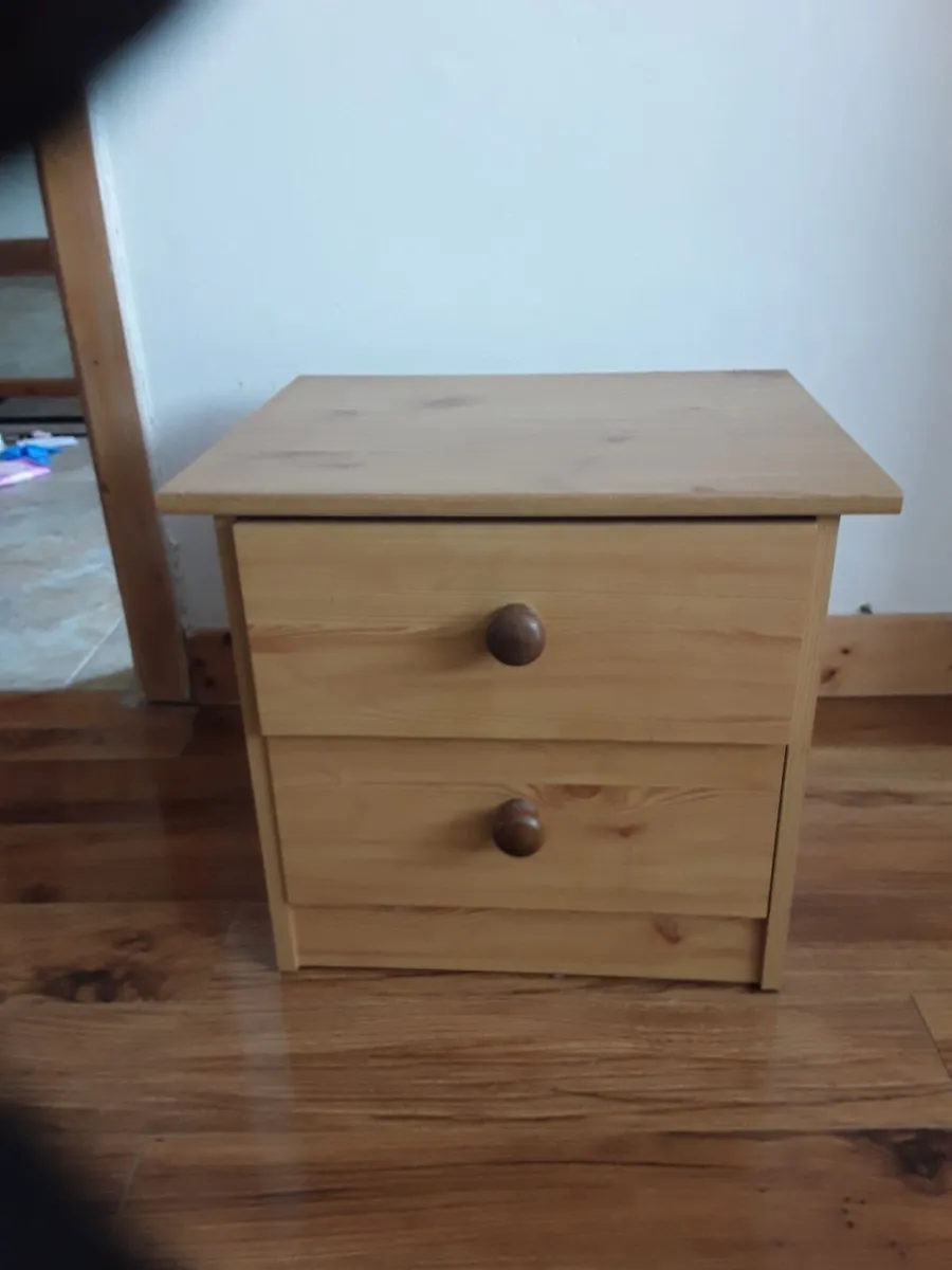 Small 2  Locker - Image 1
