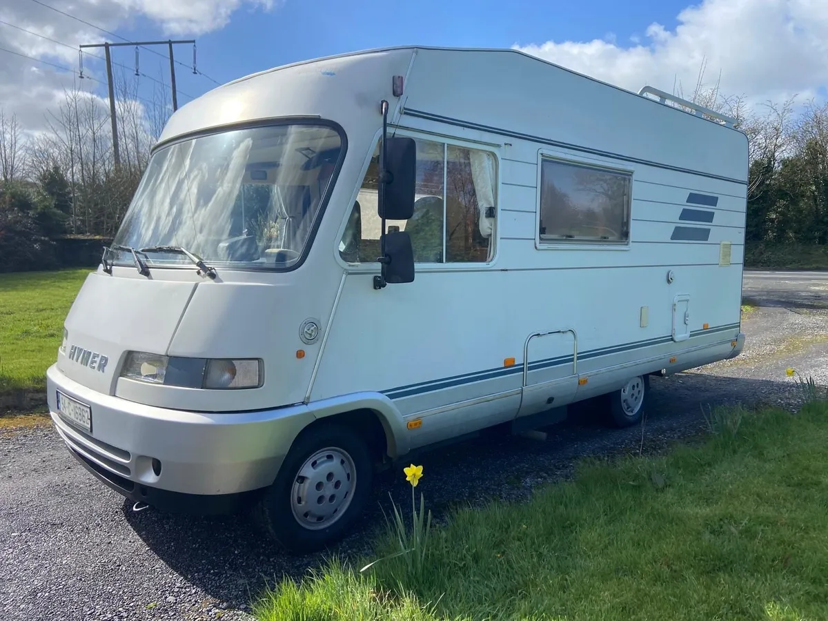 1994 Hymer camper - Image 2