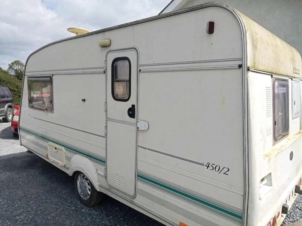 Bailey 2 berth caravan - Image 3