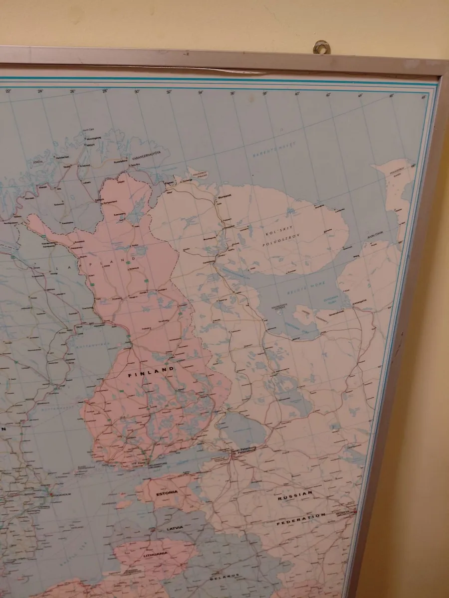 1990s Large Framed School Wall Map Of Europe - Image 4