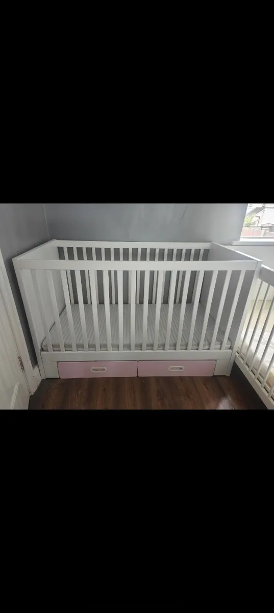 Baby cot and mattress