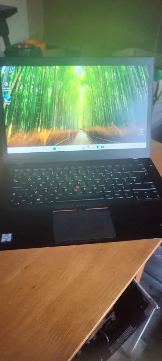 Lenovo ThinkPad T460s – Intel Core i7 / 256GB SSD - Image 1