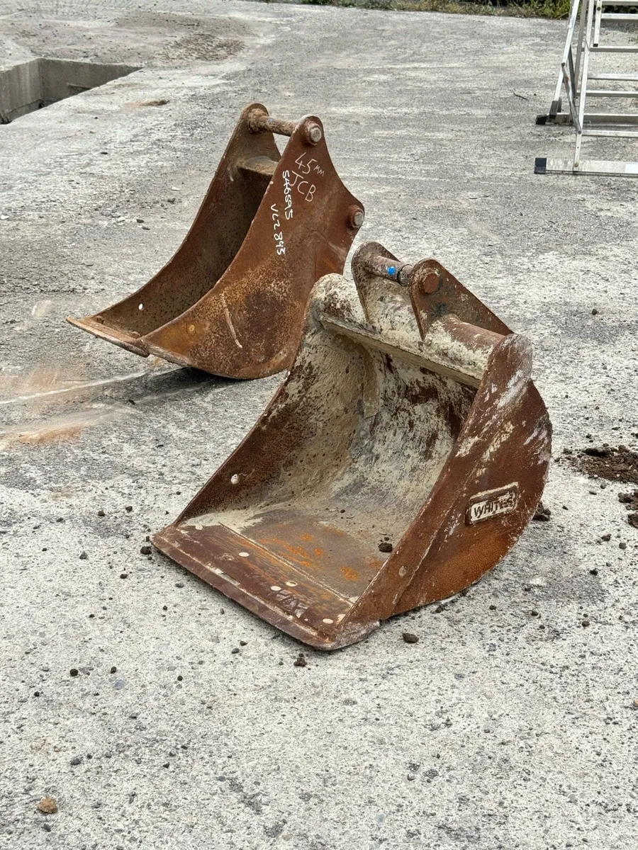 1 foot & 24” 45mm Pin Digging Buckets - Image 1