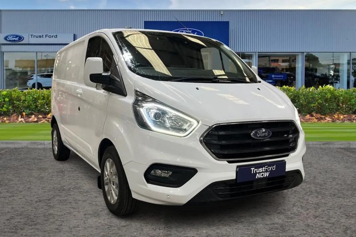 Ford Transit Custom 280 Limited L1 SWB FWD 2.0 Eco - Image 1
