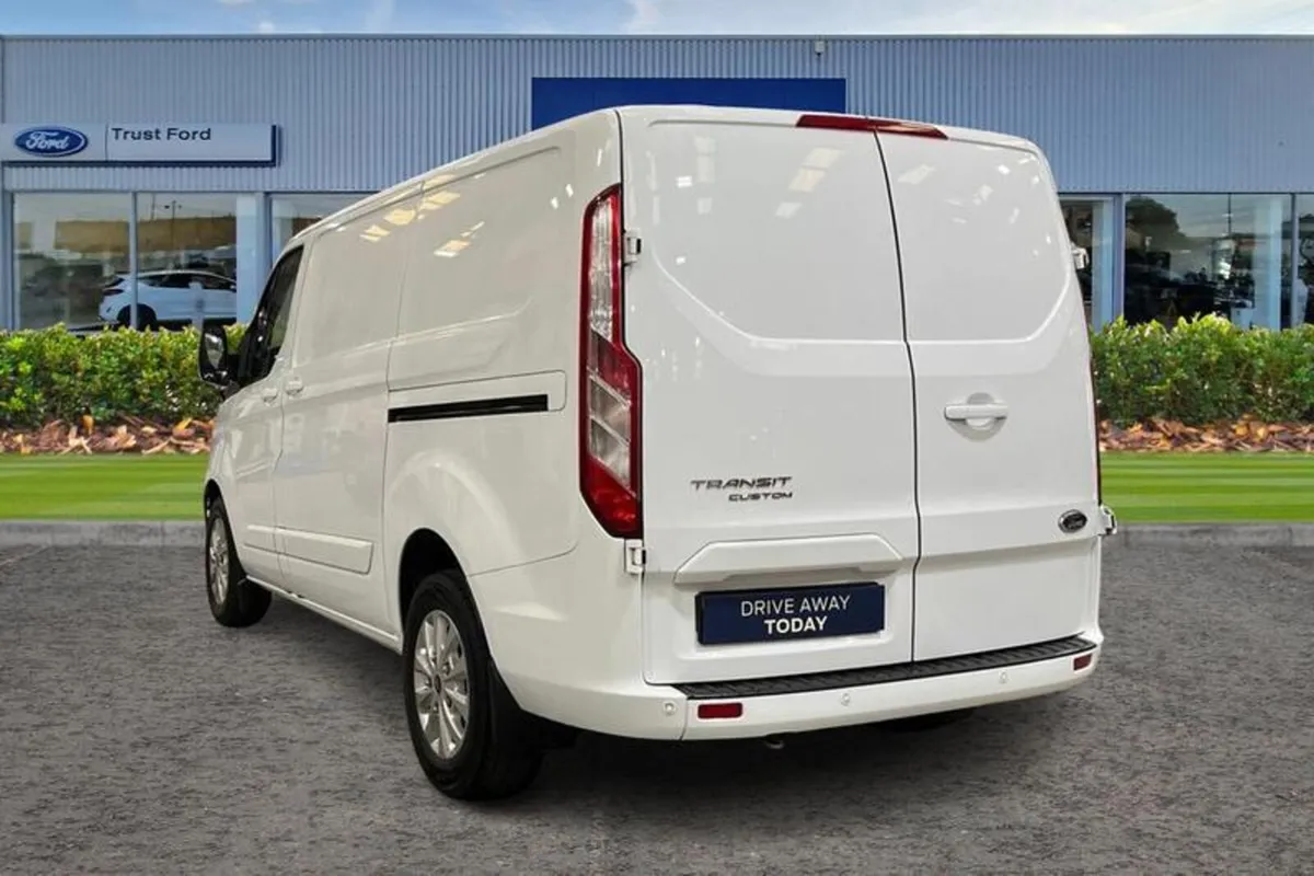 Ford Transit Custom 280 Limited L1 SWB FWD 2.0 Eco - Image 2