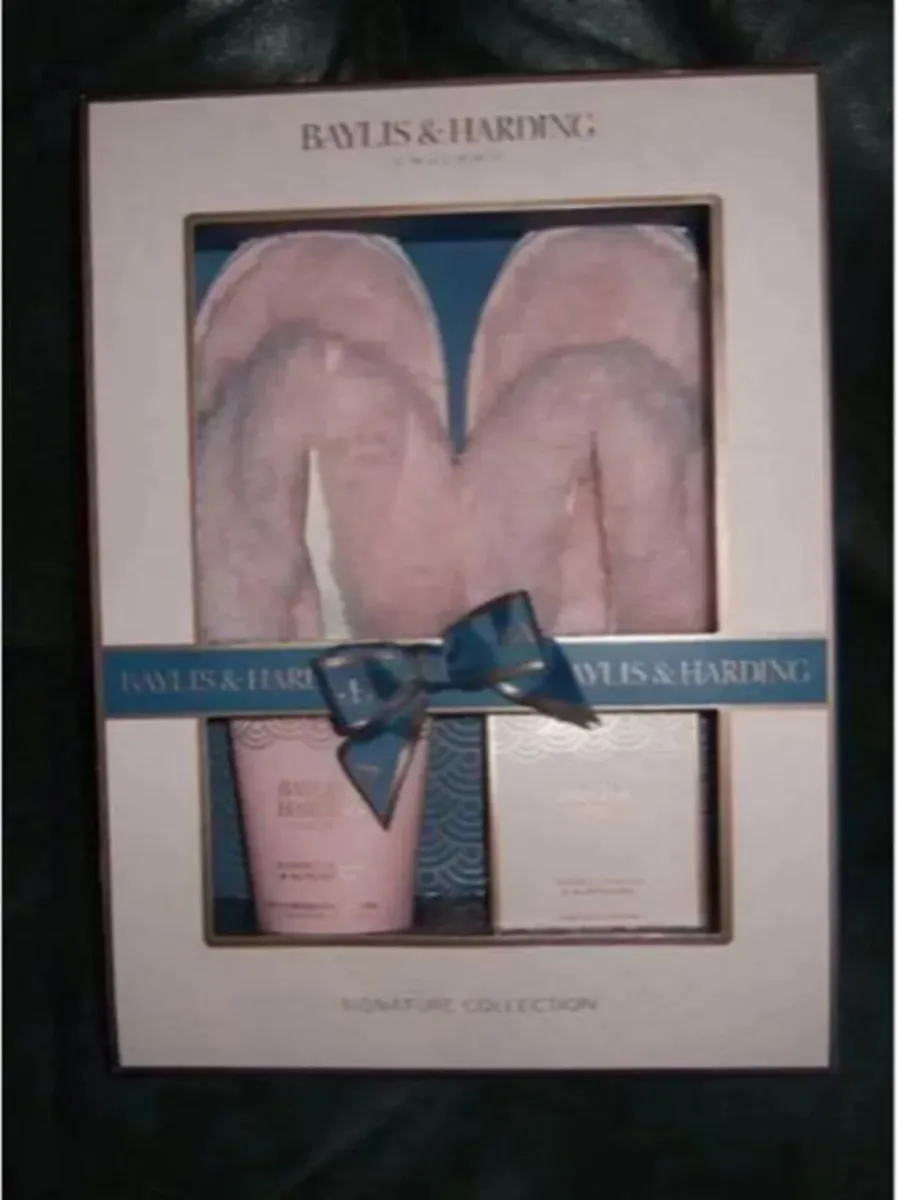 BNWT Baylis & Harding Signature Collection - Image 3